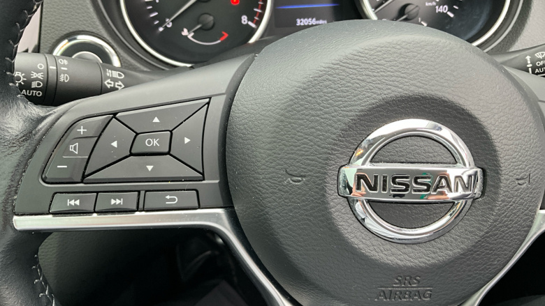 Nissan Qashqai 1.3 DiG-T Tekna 5dr Petrol Hatchback